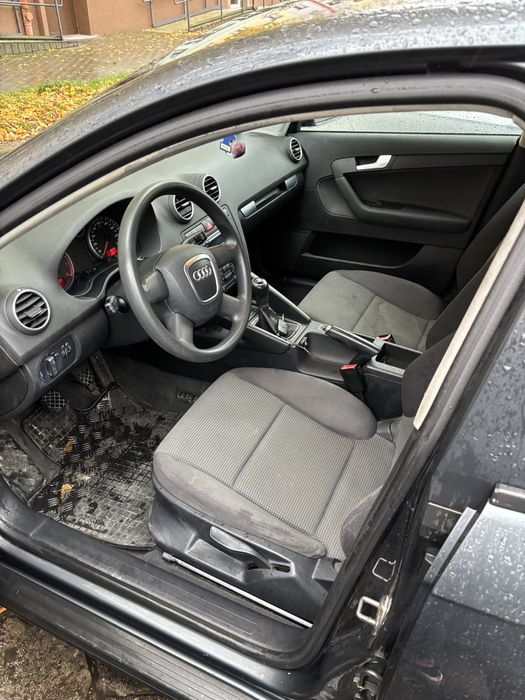 Audi a3 8p 1.6mpi 102 km