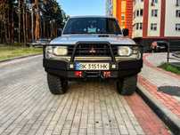 Mitsubishi Pajero 2003