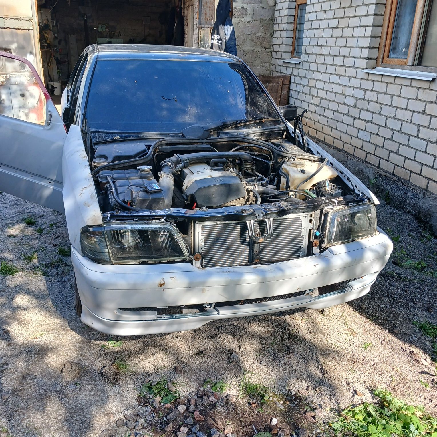 Mercedes w202 c180