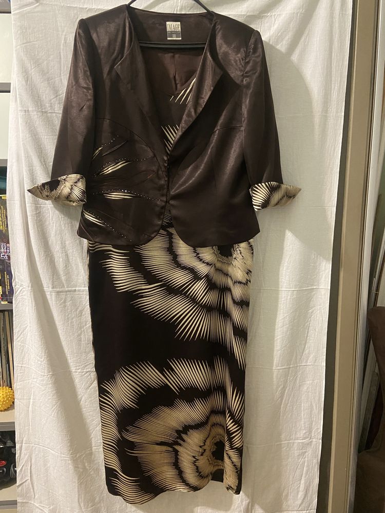 Платье с жакетом нарядное р 44(50-52)