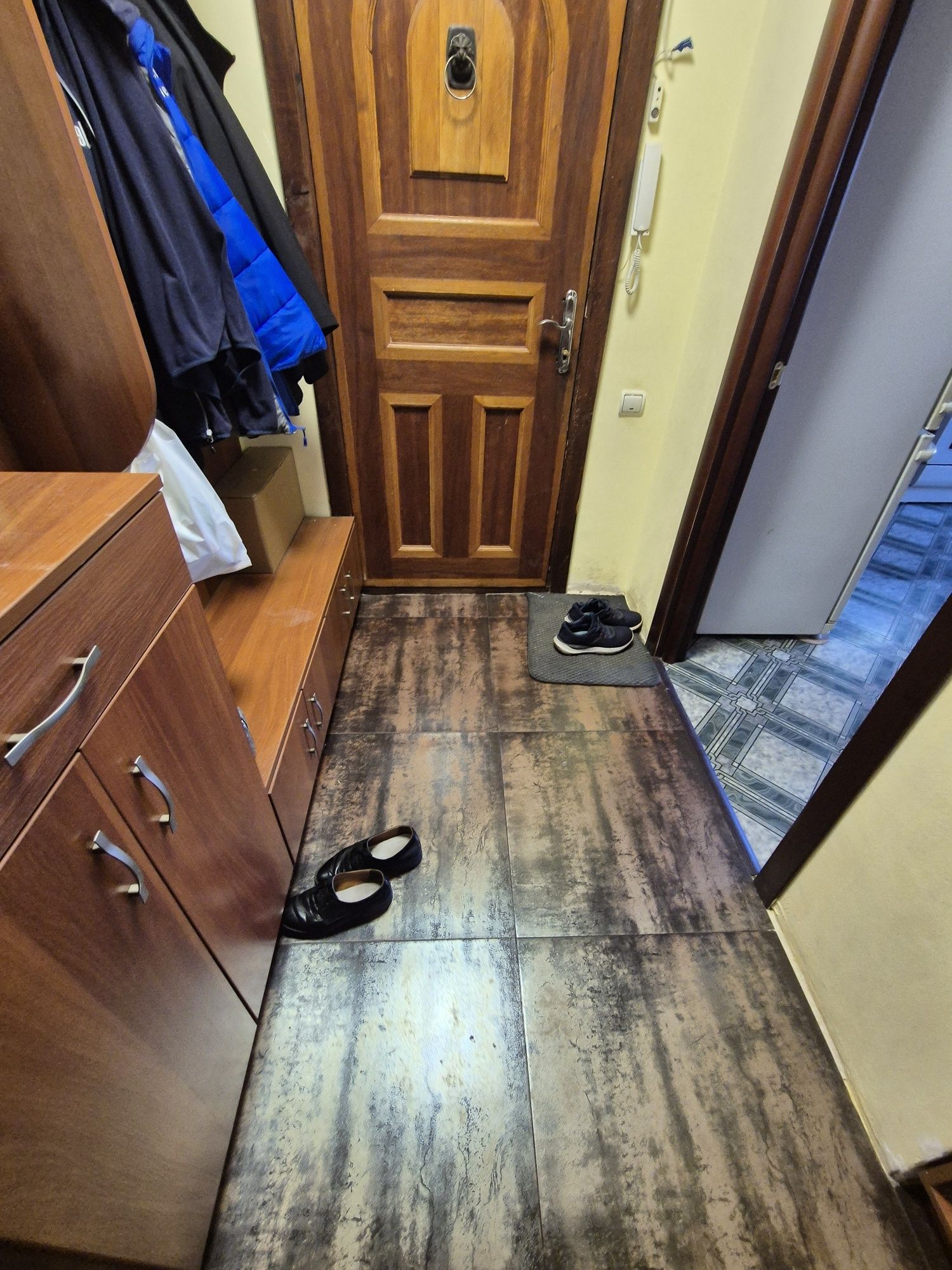 Продам 4 к квартиру по Незалежності 2 , 94 м²