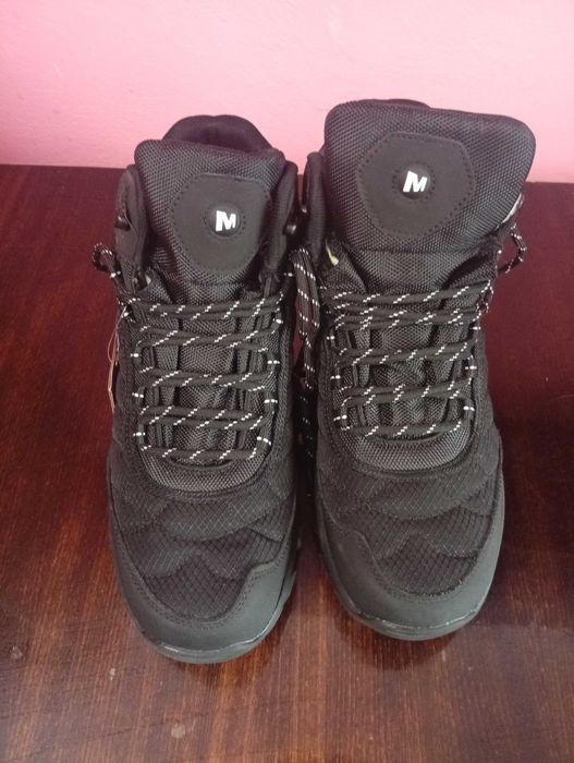Чоловічі зимові кросівки 44р нові