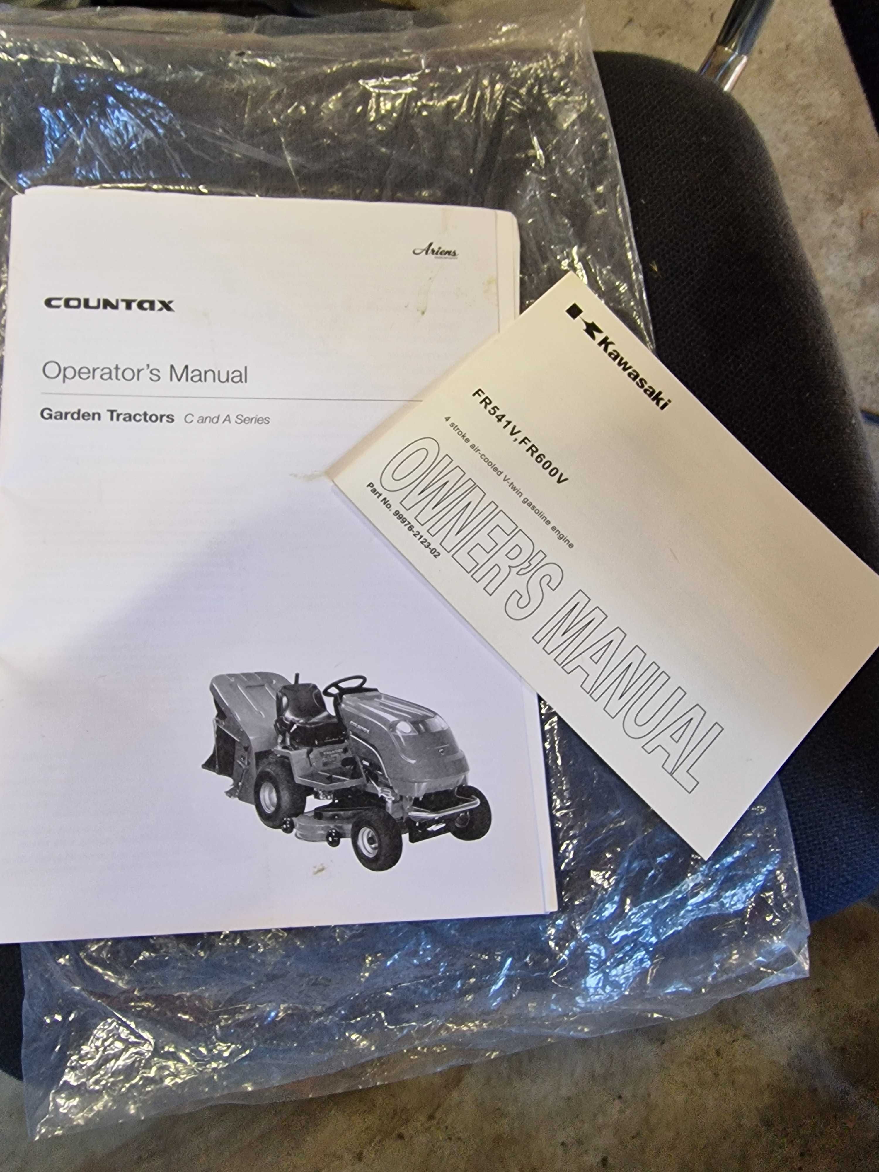 Traktorek kosiarka Countax Ariens C800H Kawasaki 16hp 389h FV23%brutto