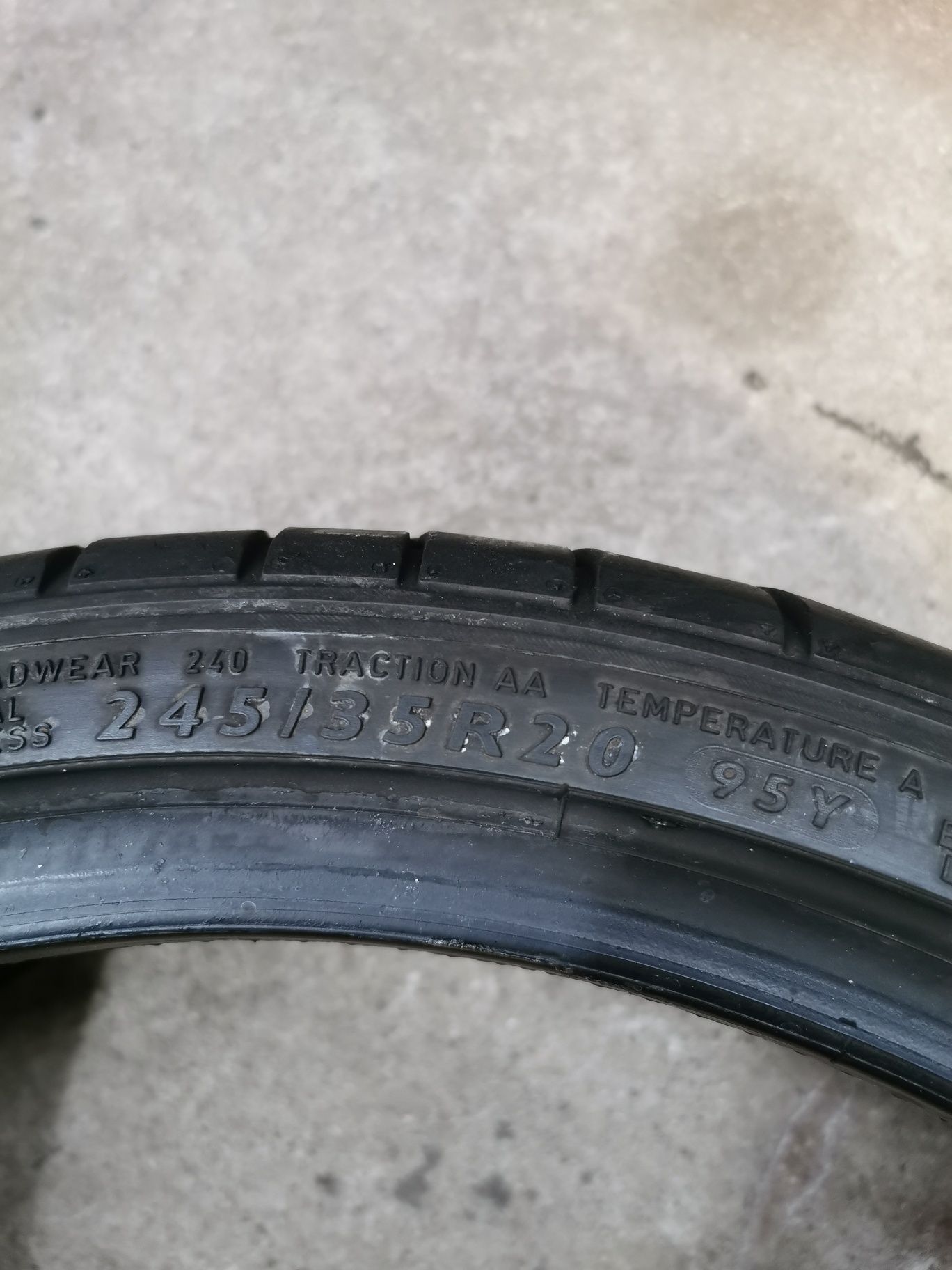 Para opon 245/35R20 Dunlop SP Sport Maxx GT RSC