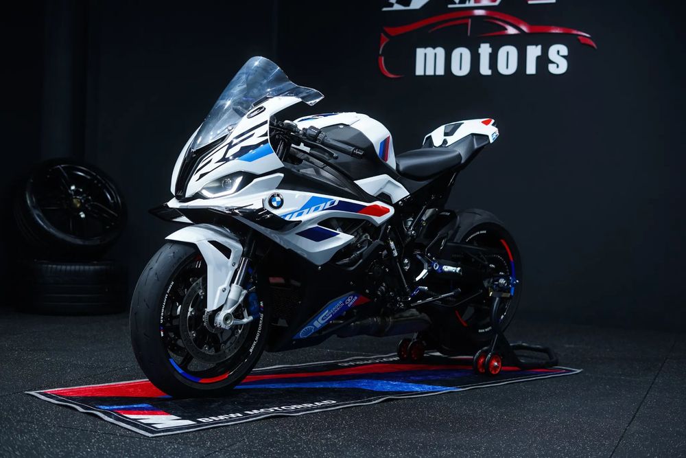 BMW S 1000 RR Pack M