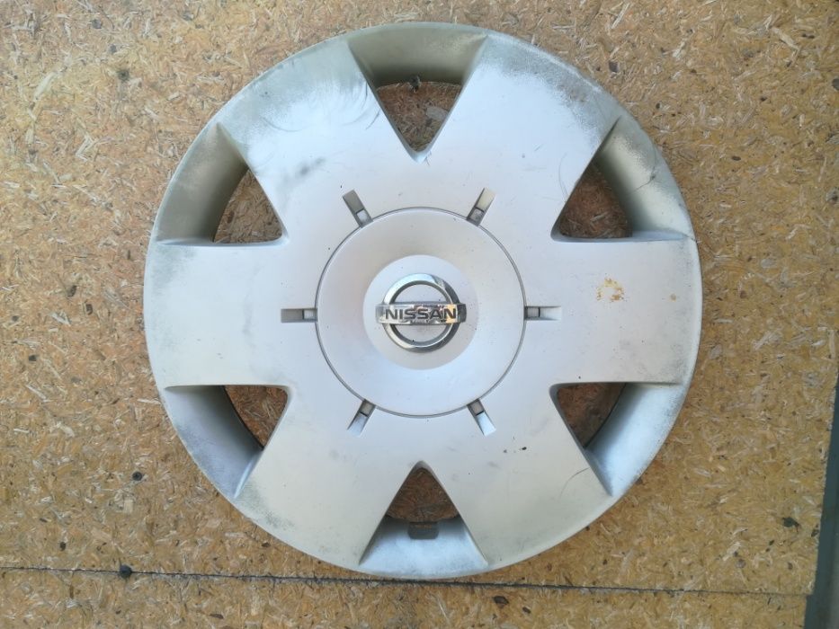 Колпак R 15 Nissan оригинал