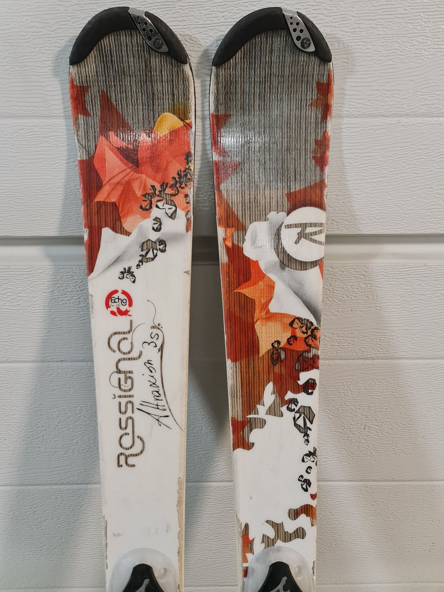Narty Rossignol 146