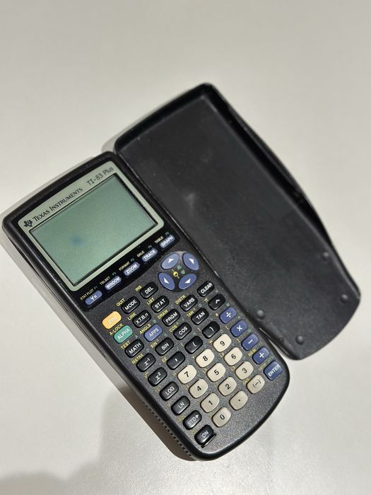 Calculadora Gráfica Texas Instruments TI-83 Plus