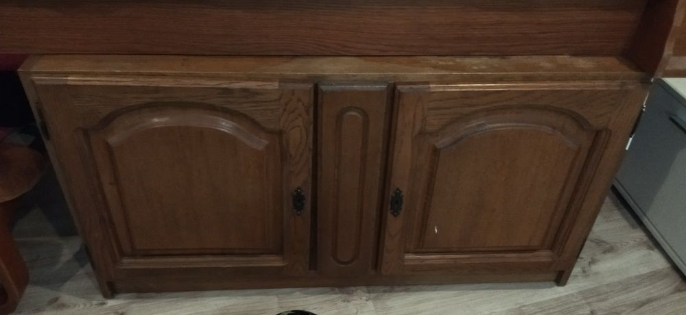 Sprzedam kredens bufetowy