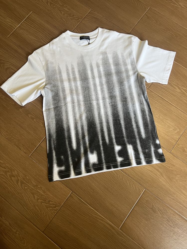 T-shirt balenciaga white,new,size:S,M,L