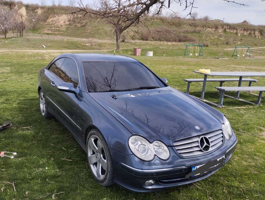 Продам Mercedes CLK 270 CDI (2003)