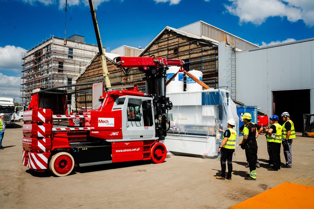 Wynajem wózka widłowego 25Ton JMG MC250.09FT / ŻURAW ELEKTRYCZNY 25Ton