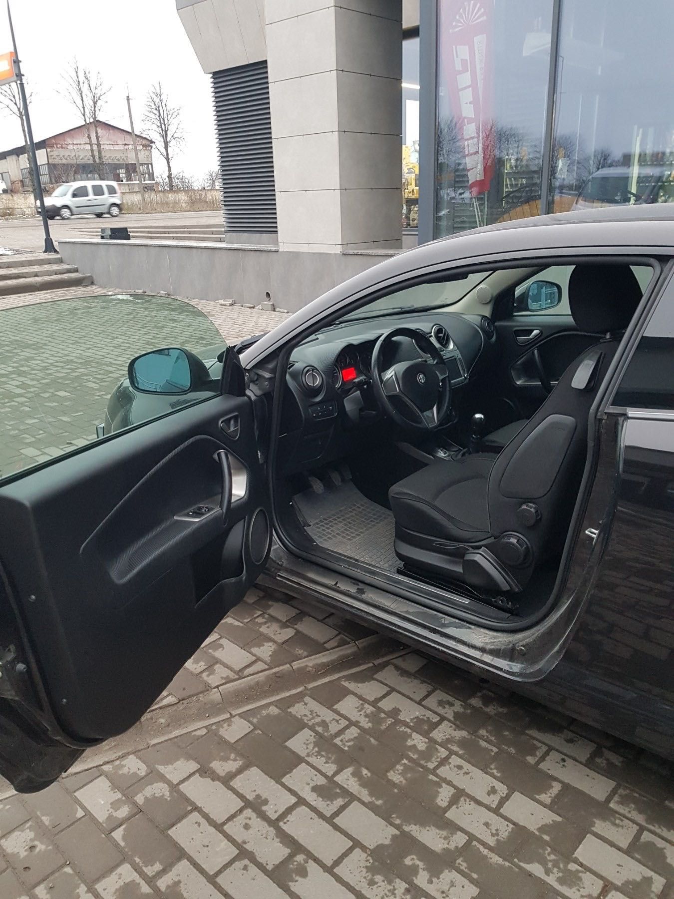 Автомобіль Альфа Ромео