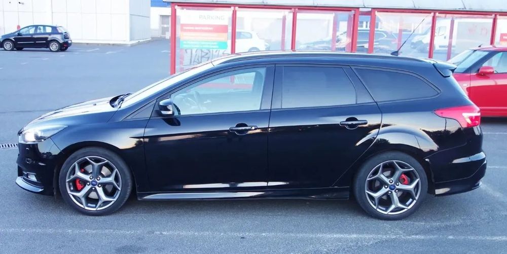 Ford Focus Focus ST 2.0 xenon, skóry, elektryka, full