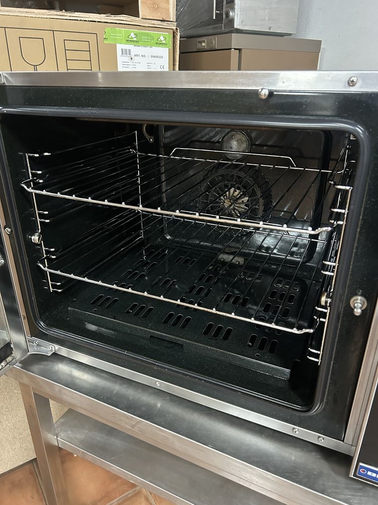 Forno convector 4 tabuleiros Turbofan impecavel