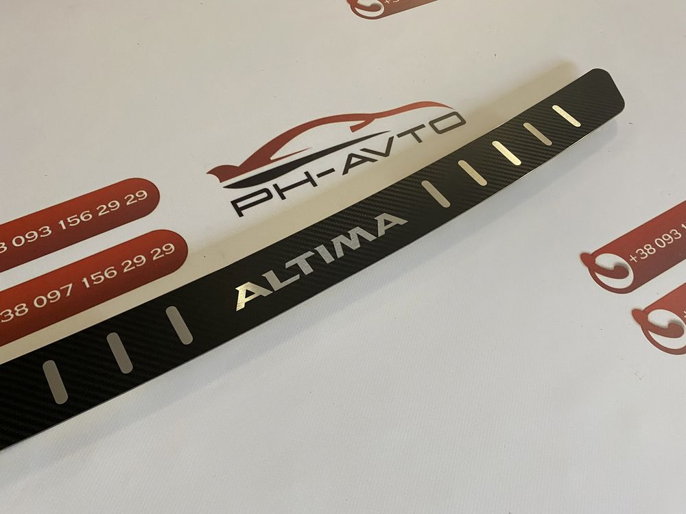 Накладка на задний бампер Nissan Altima 2012-2018 нержавейка в карбоне