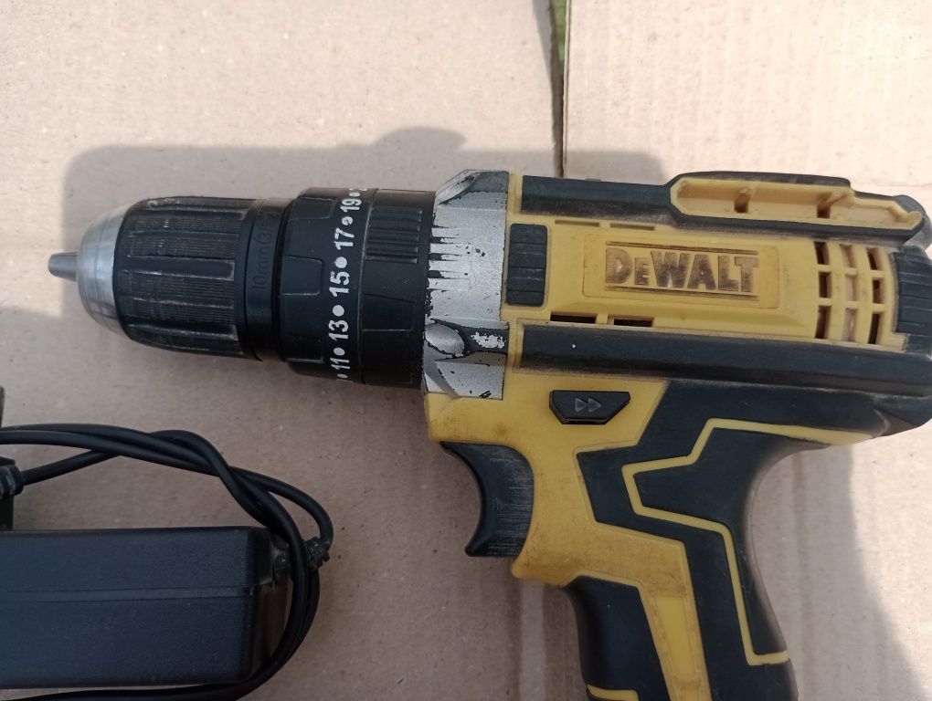 Шуруповёрт DeWalt б/у
