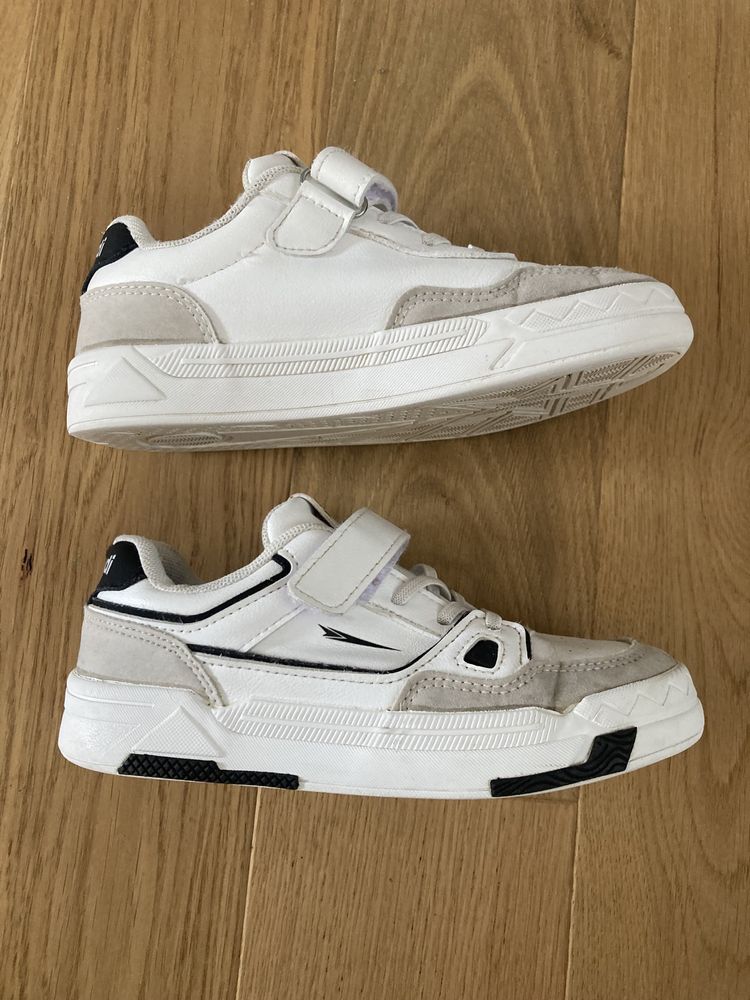 Adidasy na rzepy rozmiar 33