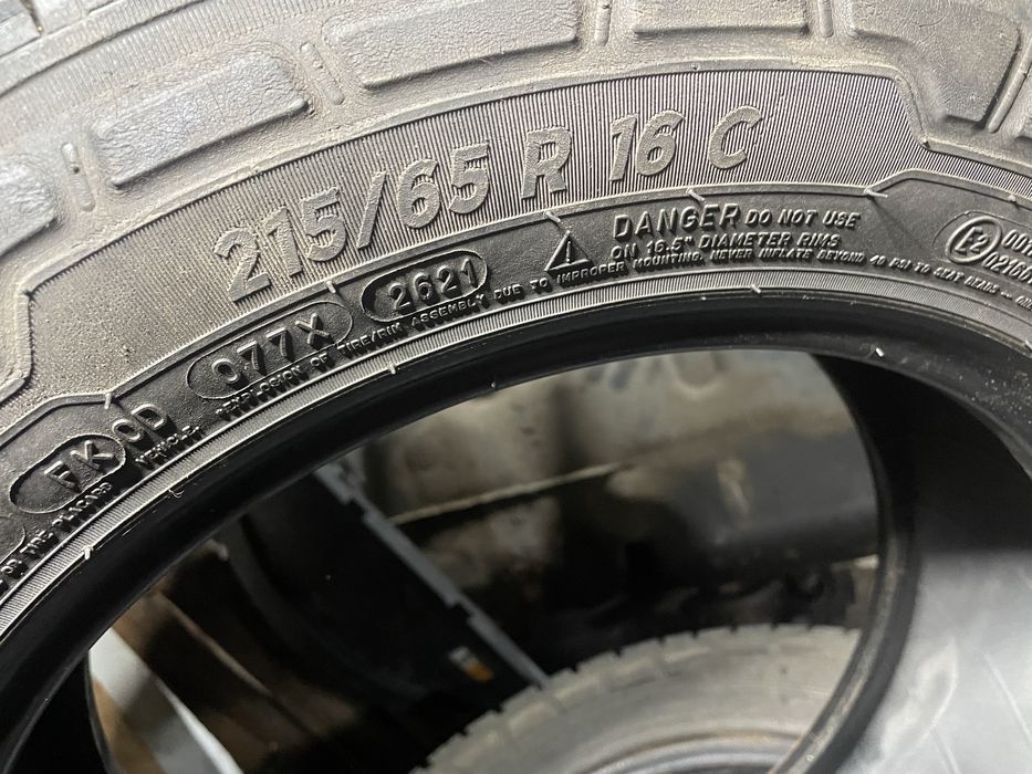 Комплект резины Michelin 215/65 р16c Шина 215/65 r16c