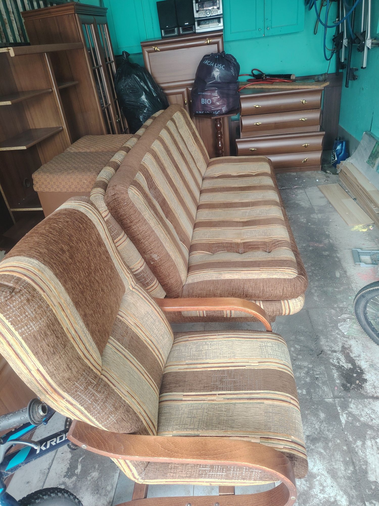Sofa 2 fotele i stolik