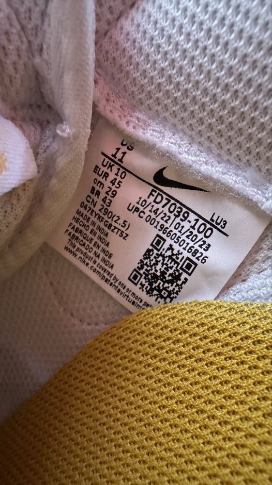 Nowe, nieużywane Nike Air Force 1 Low Retro rozmiar 45, wkładka 29 cm