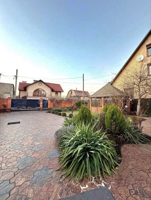 Оренда будинку 170кв.м, газове опалення.На березiДнiпра.Осокорки