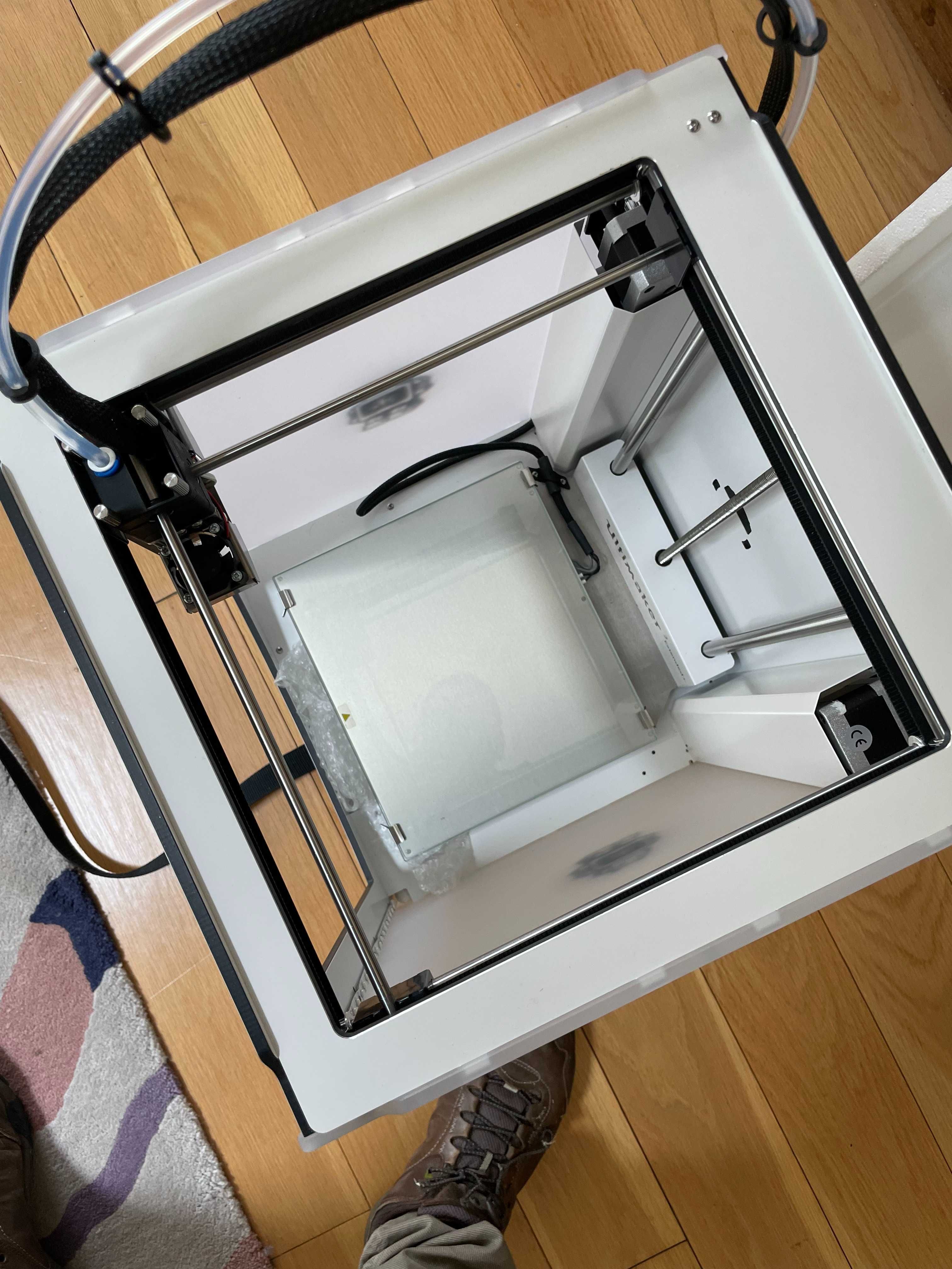 Impressora 3D Ultimaker 2+ Extended