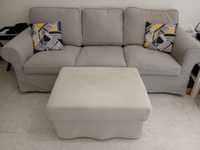 Sofa com repousa pes e 2 almofadas pequenas