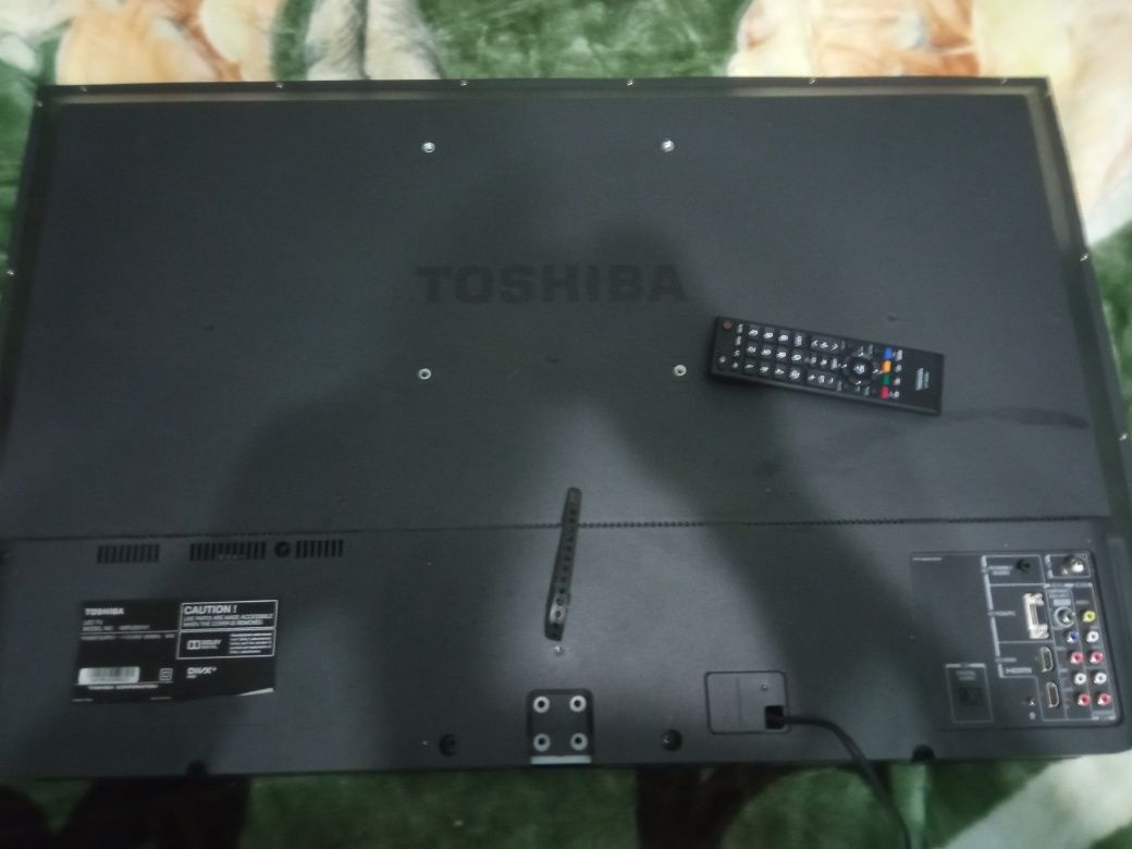 Продам телевізор TOSHIBA