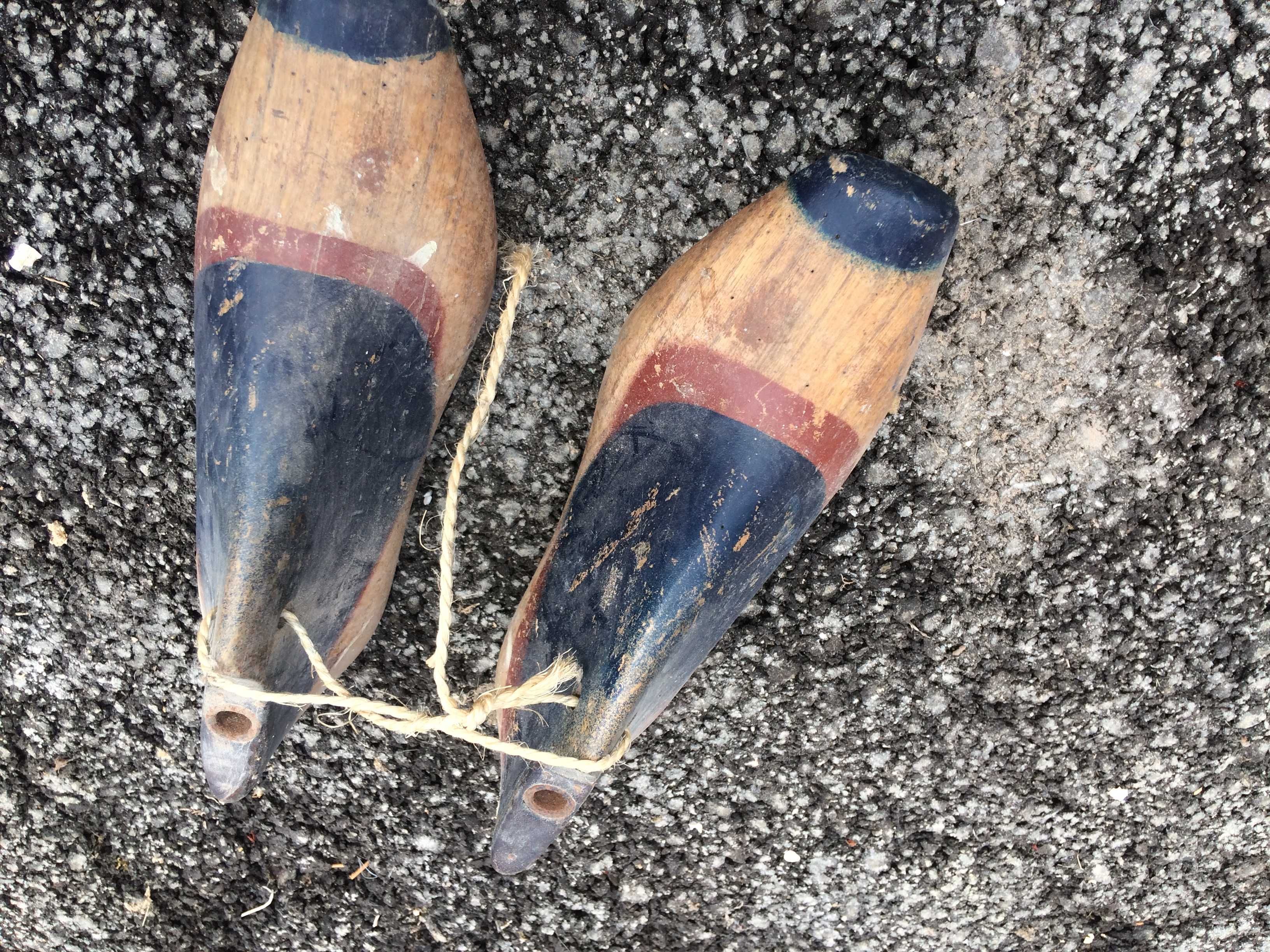 Lote de moldes antigos, em madeira, para fazer sapatos