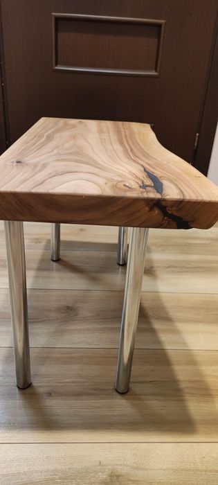 Stolik kawowy drewniany trześniowy olejowany blat