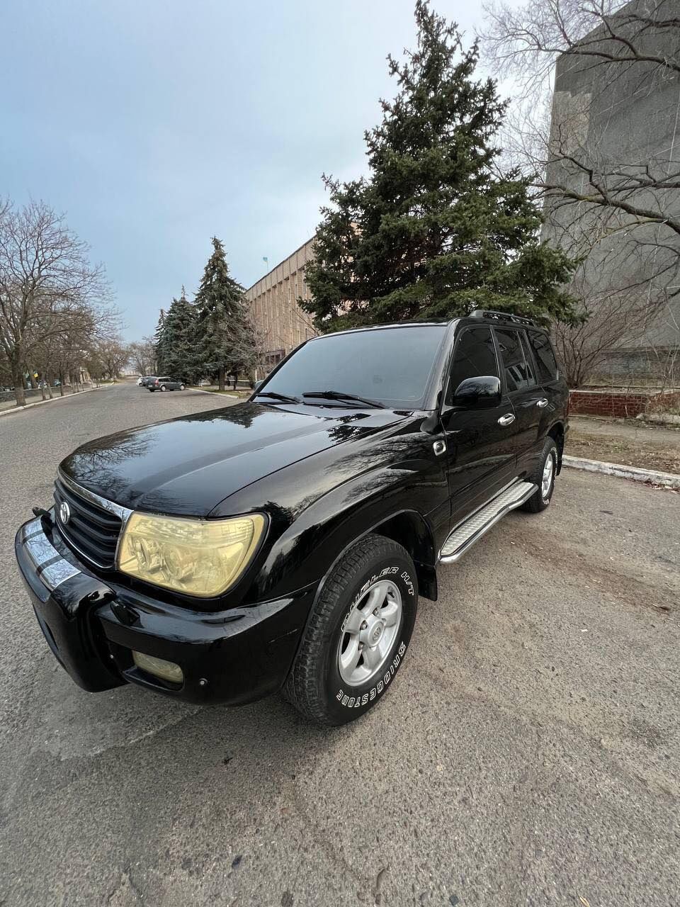 TOYOTA-Land Cruiser