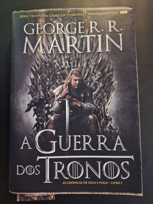 Livro " A guerra dos tronos "