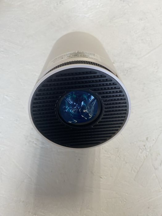 Portable Smart Projector Model: Gimbal 3 з посеодженями на коробці