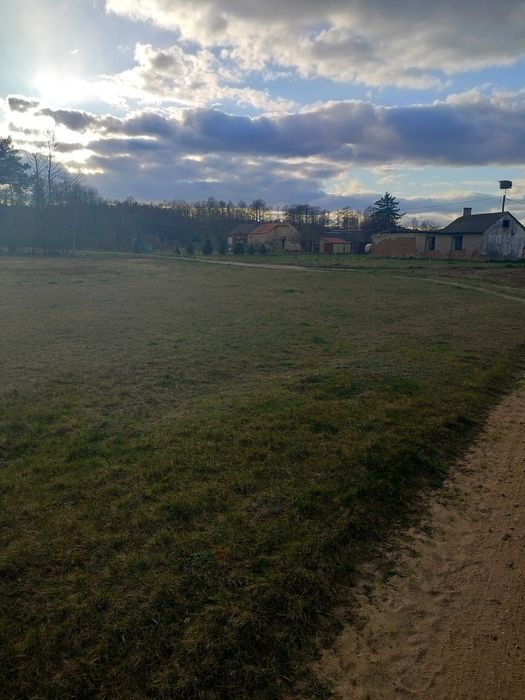 Działka rolna z warunkami zabudowy jednorodzinnej