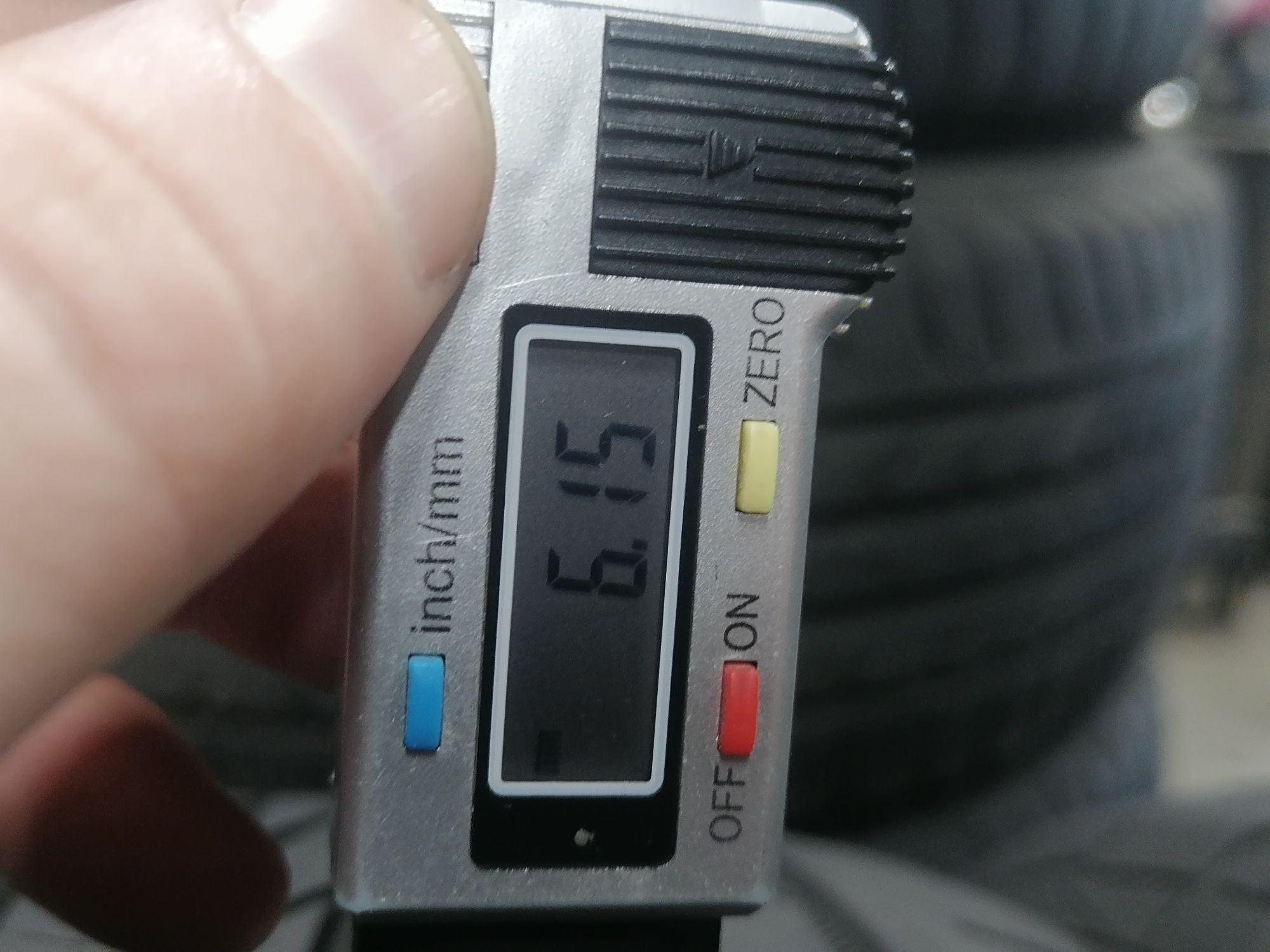 Шини БВ 215/65 R16 CONTINENTAL Cross Contact LX2 Склад