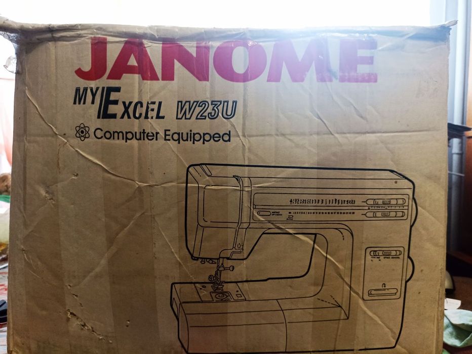 Швейна машинка Janome My Excel W23U