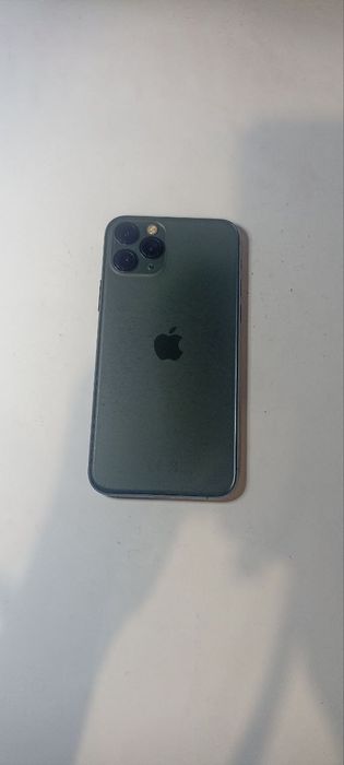 Продаю Iphone 11 pro