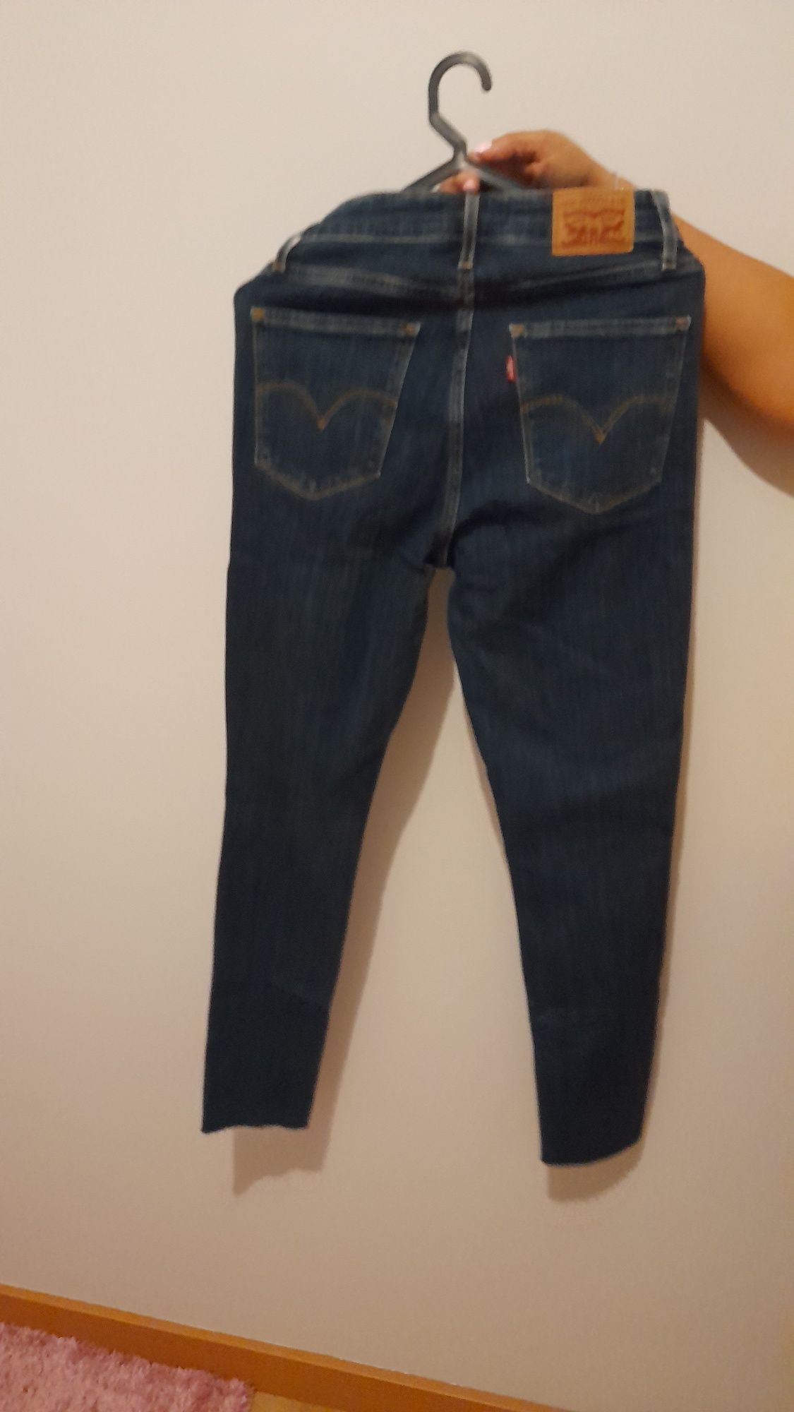 Calças levis n 27 novas