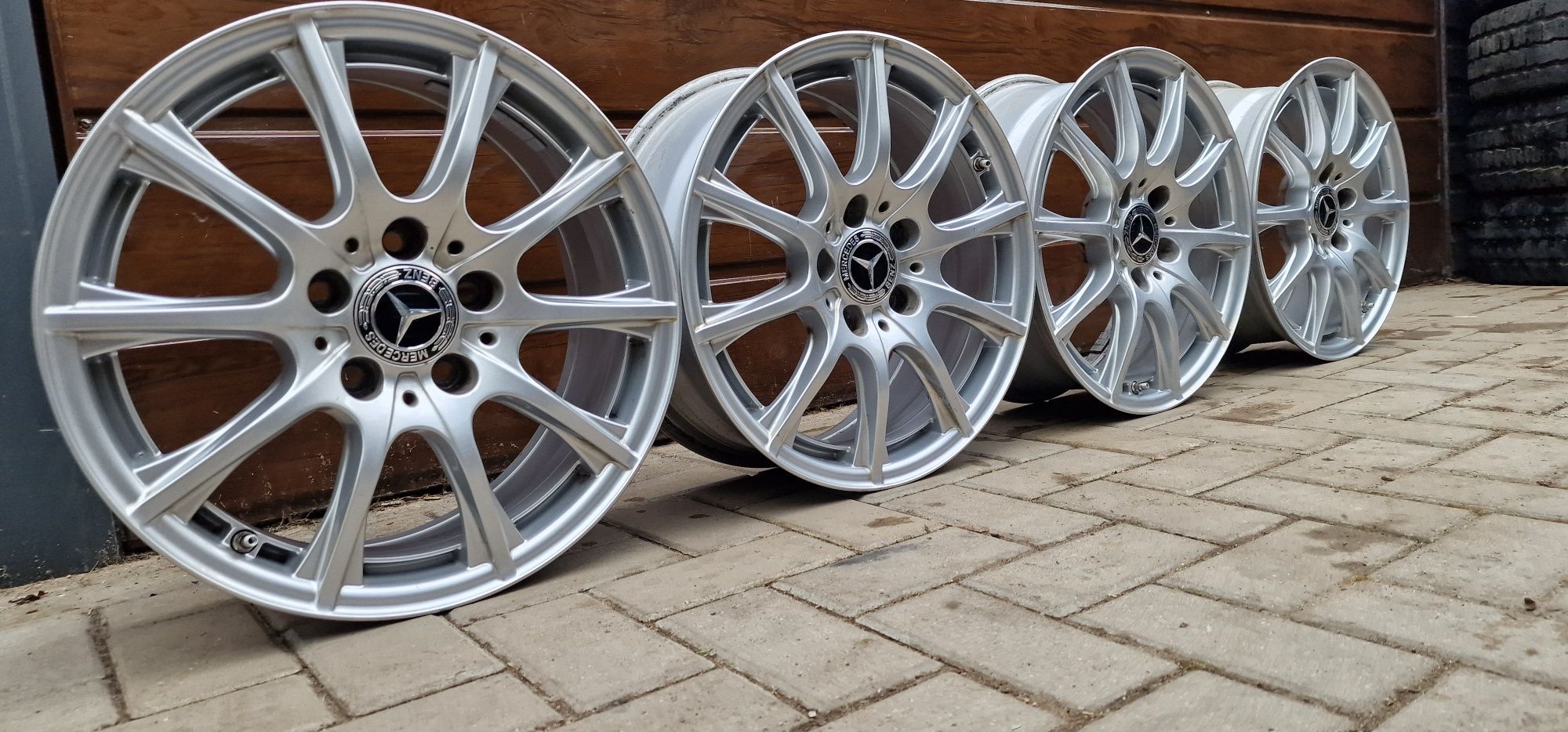 Felgi Aluminiowe Mercedes C-Klasa W-205 R16 5X112 ET38-6.5J+czujniki