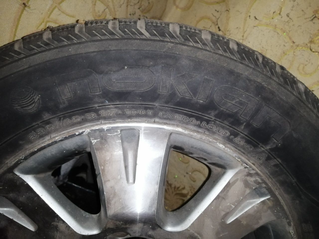 Диск з резиною r17 6x139,7 (6x5,5)