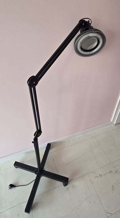 Lampa kosmetyczna pierścieniowa