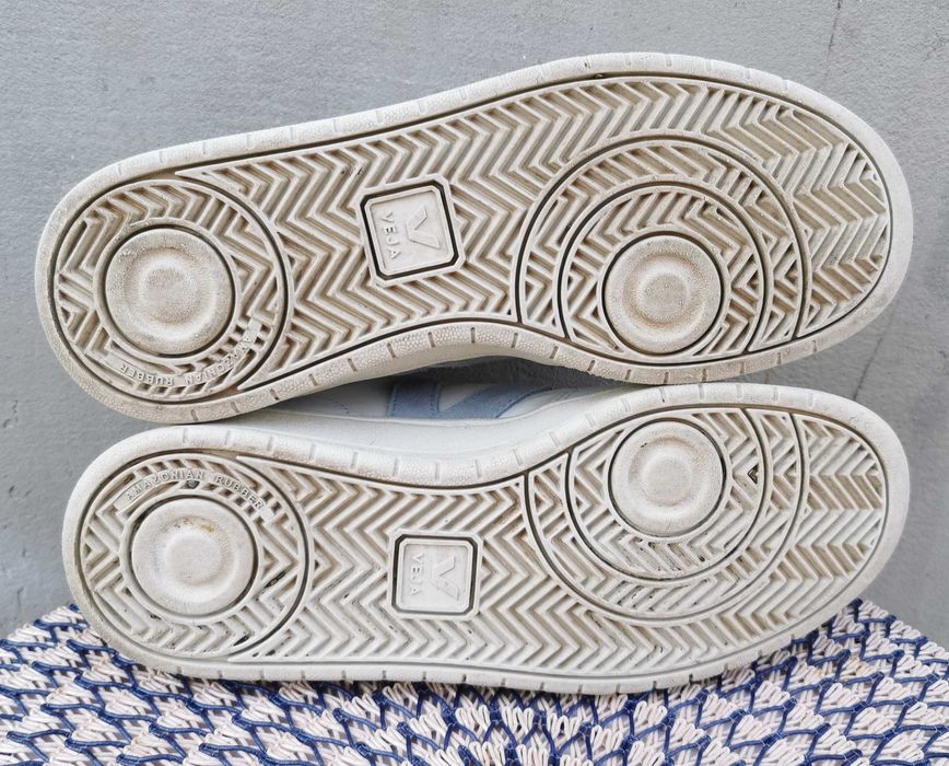 Шкіряні кросівки Veja V-12 унісекс 39 р Оригінал