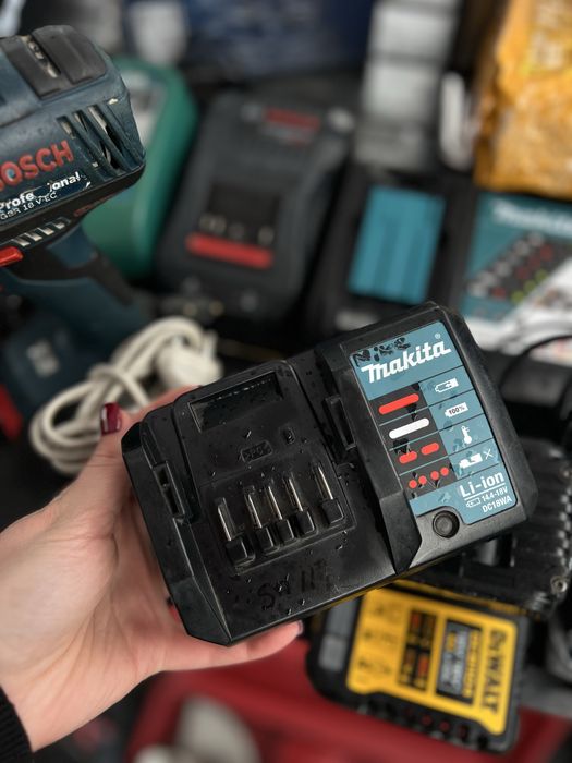 Шуруповерт, гайковерт, колонка,перфоратор, акумуляторнийписолос Makita