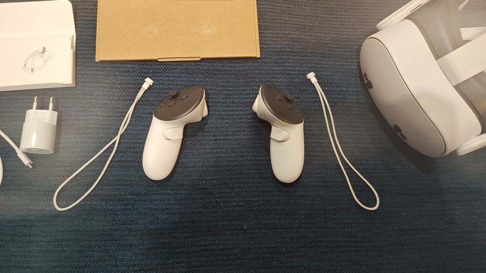 Meta Quest 3S 128 GB kompletny