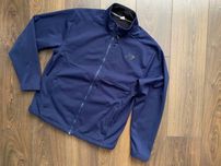 Софтшел куртка New Balance спортивна