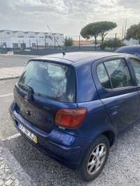 Toyota Yaris 1.0 Automático