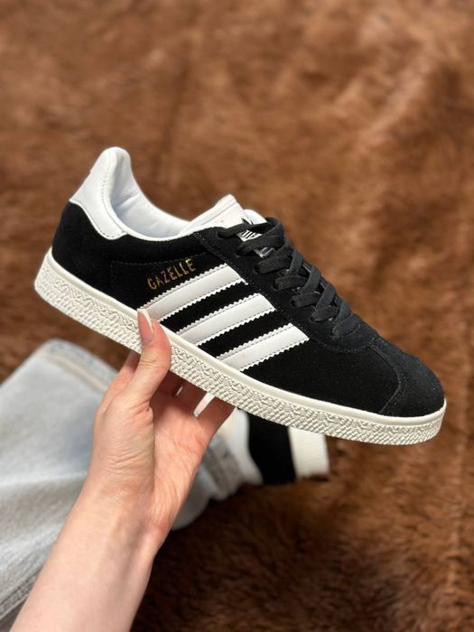 Жіночі замшеві стильні кросівки Adidas Gazelle Black white
