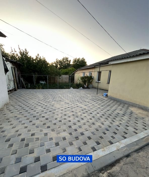 Укладання тротуарної плитки Укладка тротуарной плитки и брусчатки ФЭМ