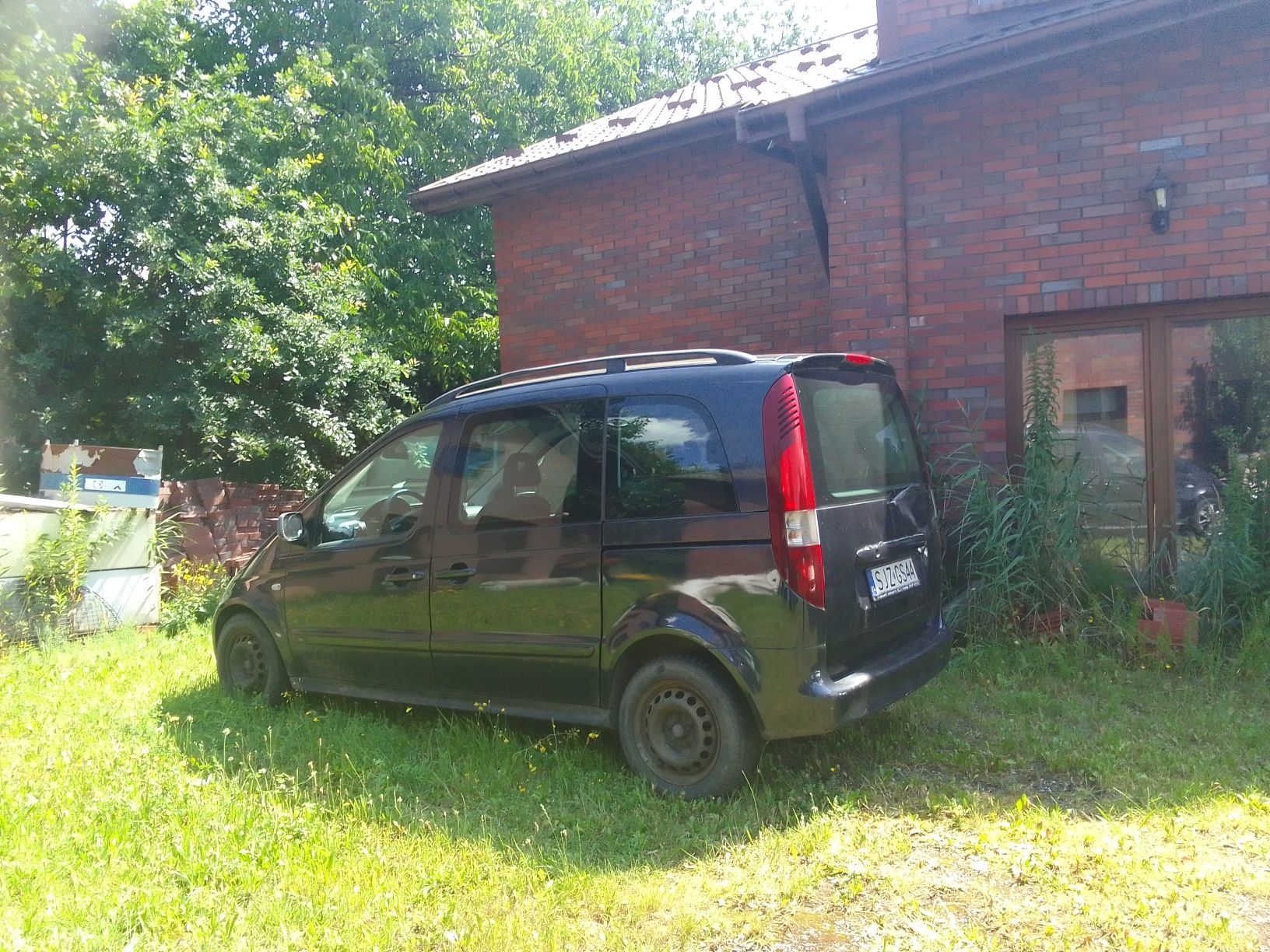 Sprzedam Mercedes Vaneo 1,70 CDI disel 2005 r automatyczna skrzynia